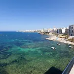 Stylish Penthouse Bay Square 5 *