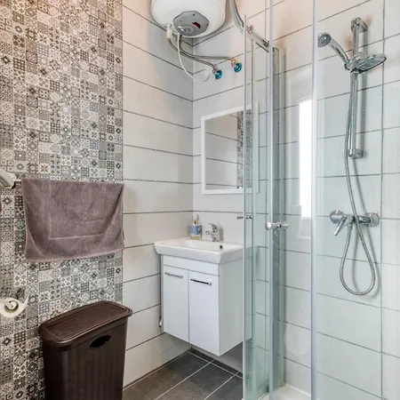 דירה Stylish Penthouse Bay Square 5