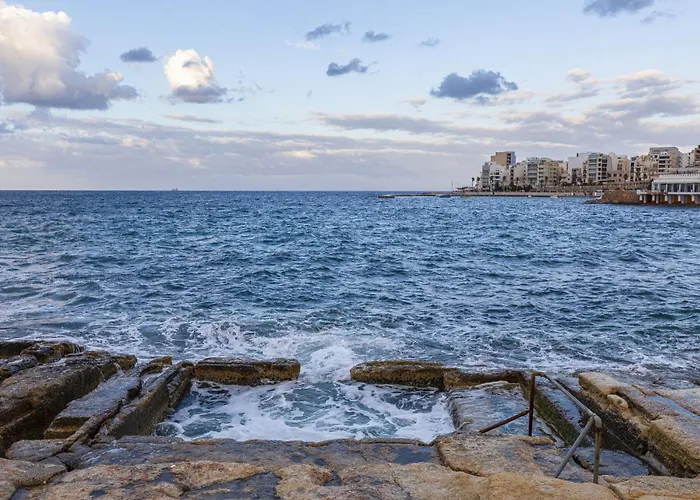 Stylish Penthouse Bay Square 5 Lejlighed San Pawl il-Baħar